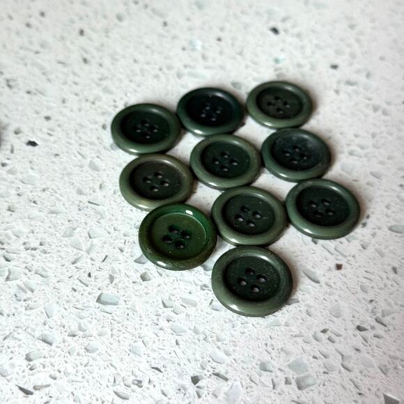 Y2K Vintage Buttons Lot Army Green 10 Pcs Round 4 Hole DIY Art Crafting Sewing - Picture 3 of 5